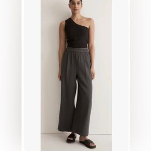 Madewell The Untailored Wide-Leg Crop Pant in Lightspun M.